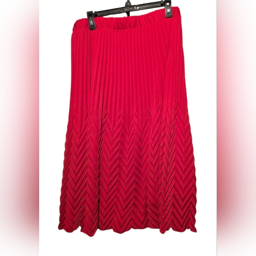 Nanette Lepore NWT Red Pleated Skirt Large - Waist Stretch 40 - Length - 31 - Picture 2 of 5